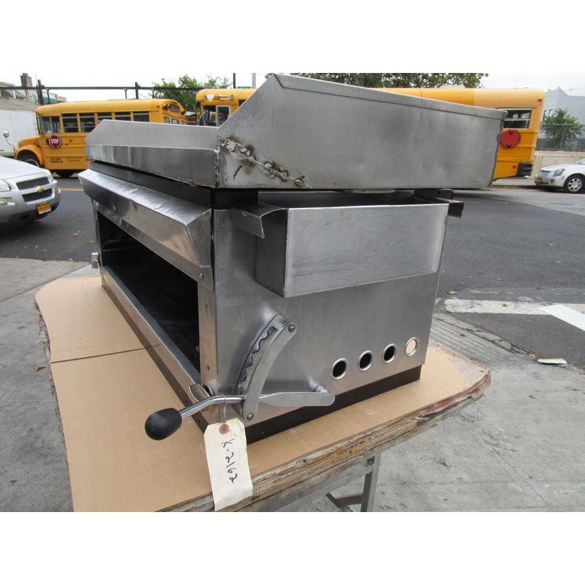Grindmaster-Cecilware HDB2042 42" Combination Gas Griddle and Cheese Melter, Used, Missing Adjustable Rack image 5