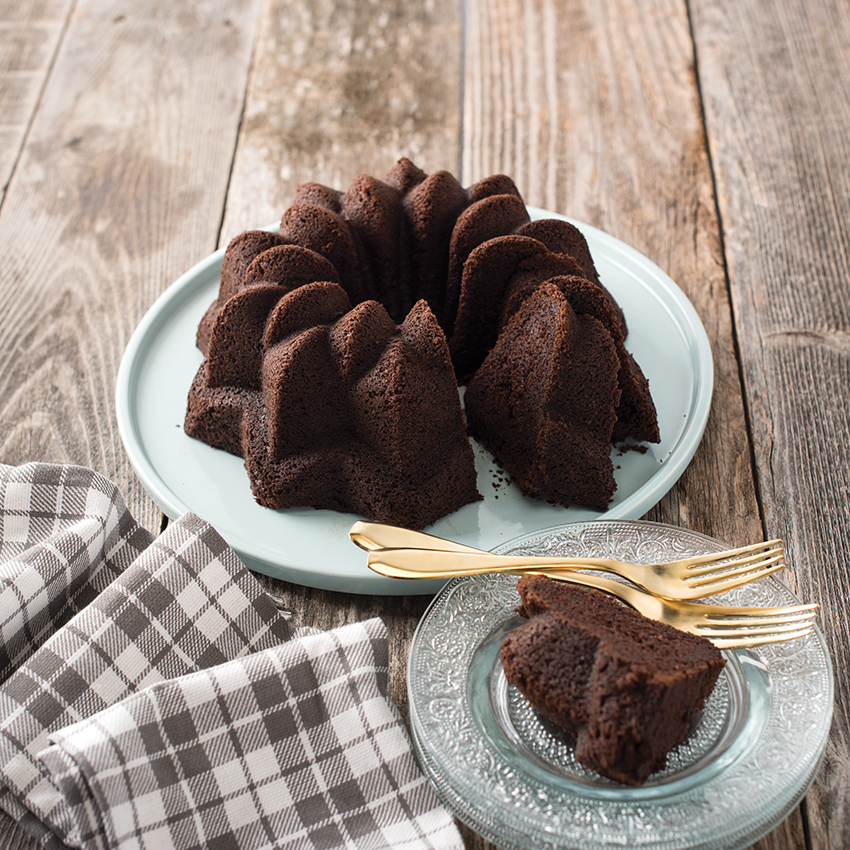 Nordic Ware 53137 Vintage Star Bundt Pan image 3