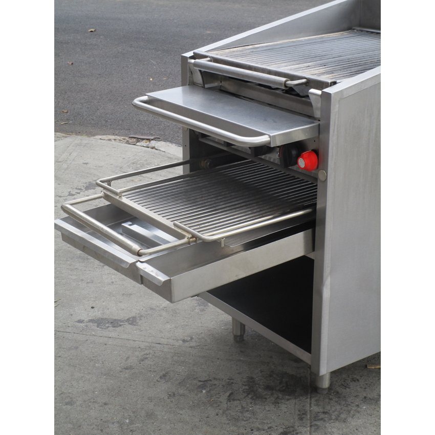 MagiKitch'n FM-624-RMB Gas Char Broiler - Radiant, 24" Wide, Great Condition image 3