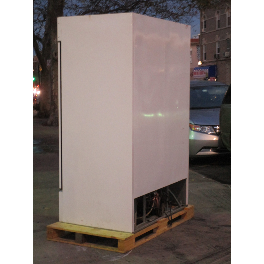 Beverage Air MMF49-1-W 2 Door Freezer, Excellent Condition image 2