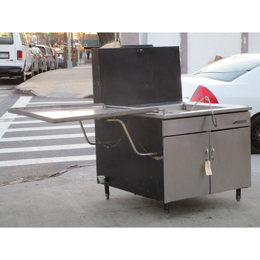Pitco 34" Fryer Model 34S, Natrual Gas, Great Condition image 1