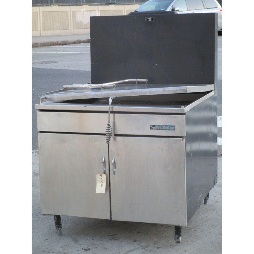 Pitco 34" Fryer Model 34S, Natrual Gas, Great Condition image 3