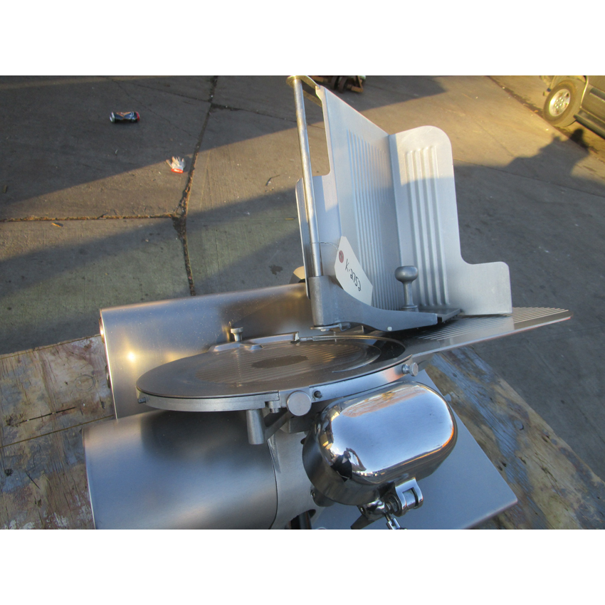 Globe Meat Slicer 3500, Excellent Condition image 3