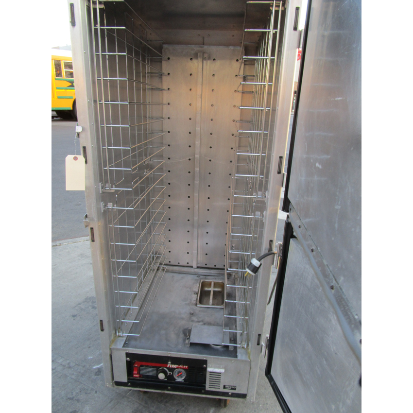 Metro C199-HM2000 Food Warmer, Used Good Condition image 1