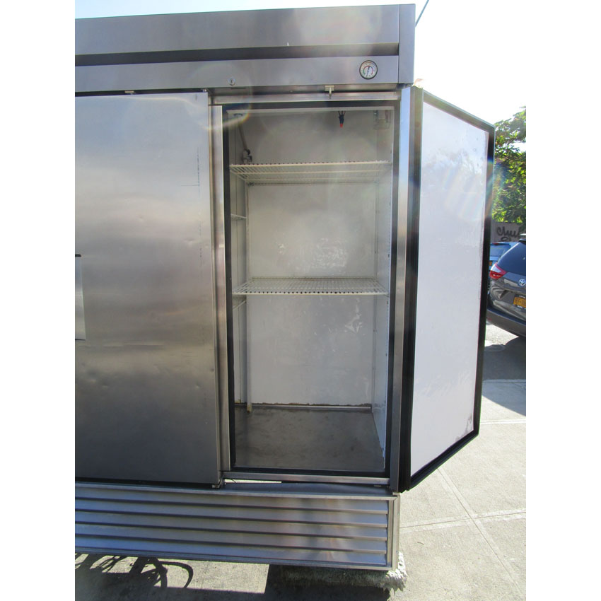 True 3 Door Refrigerator Model T72, Very Good Condition image 3