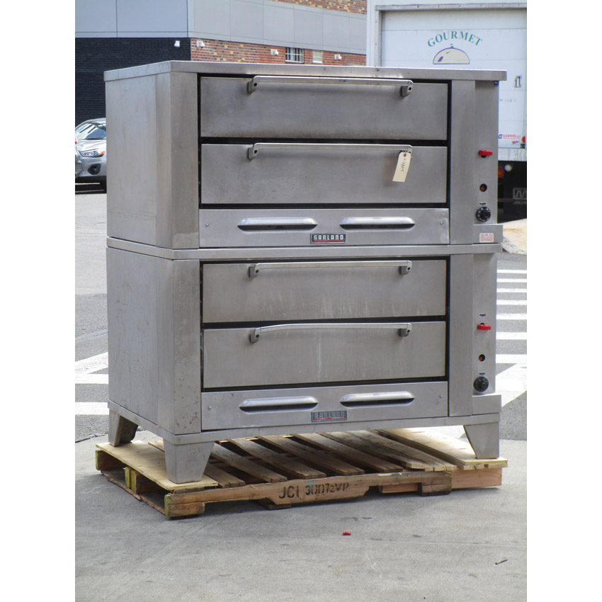 Garland G2771 4 Deck Oven, Natrual Gas, Used Excellent Condition image 1