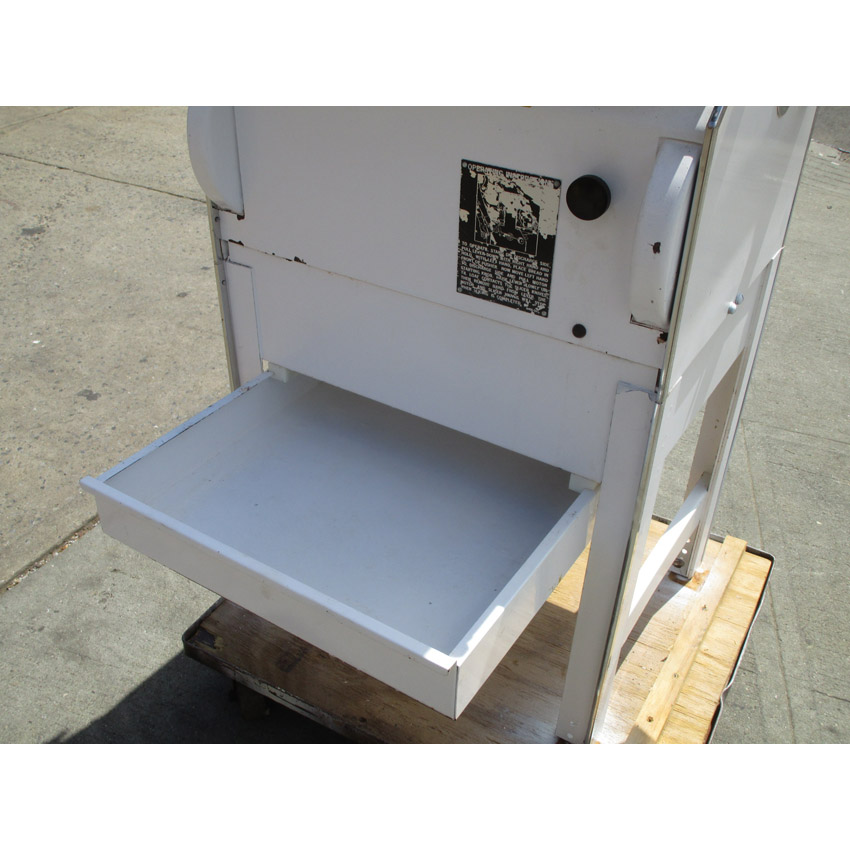 Oliver 777 Bread Slicer 3/4" Cut, Great Condition image 2