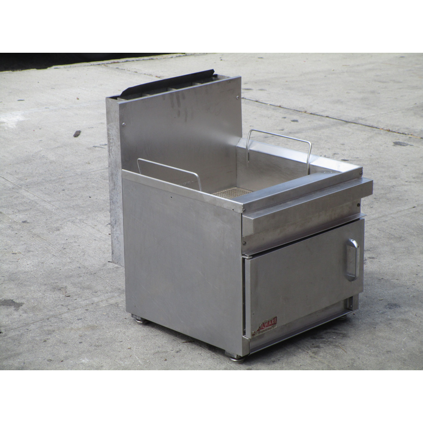 Grindmaster-Cecilware GF-28 Natural Gas 28 lb. Countertop Fryer, Good Condition image 1