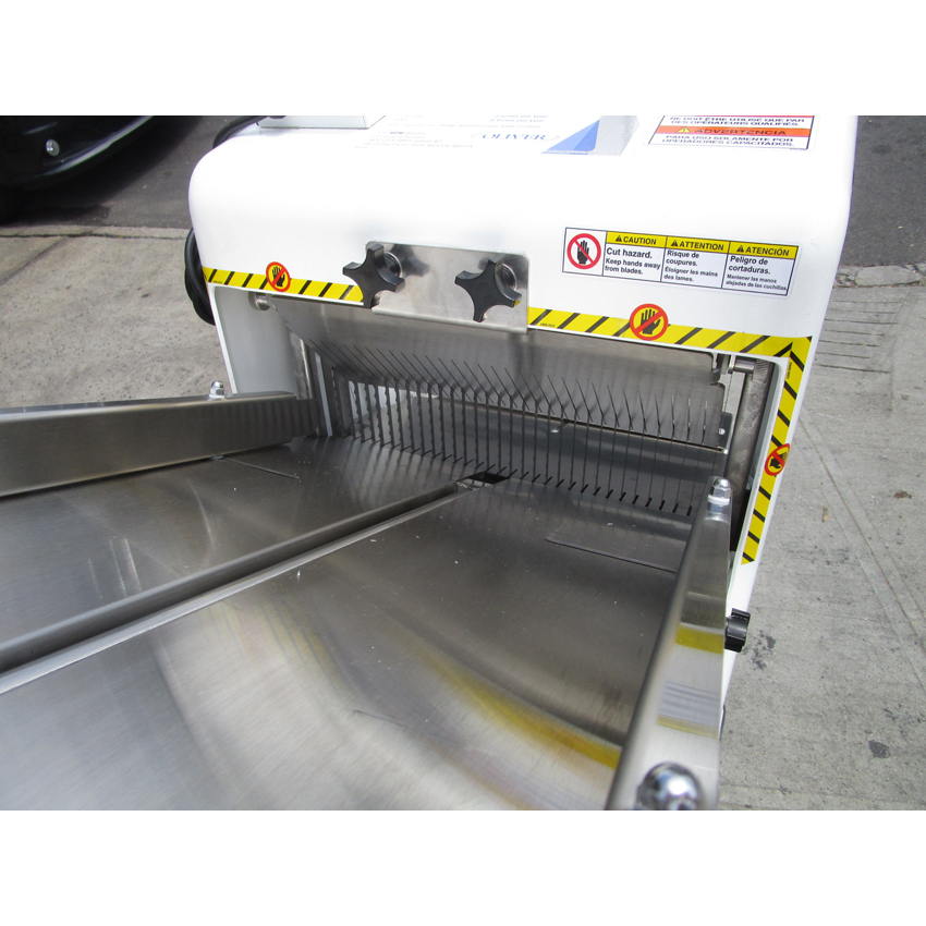 Oliver Gravity Feed Bread Slicer 797-32NC 1/2" Cut, Used Very Good Condition image 3