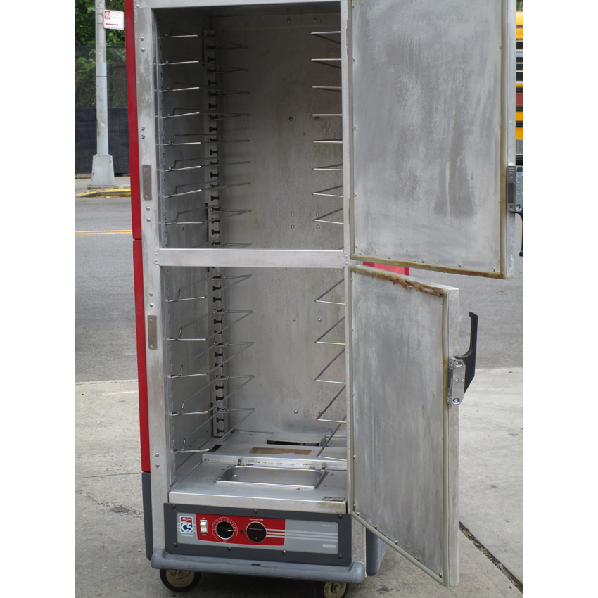 Metro C539-HDS-U Used Mobile Insulated Heated Holding and Proofing Cabinet, Very Good Condition image 2
