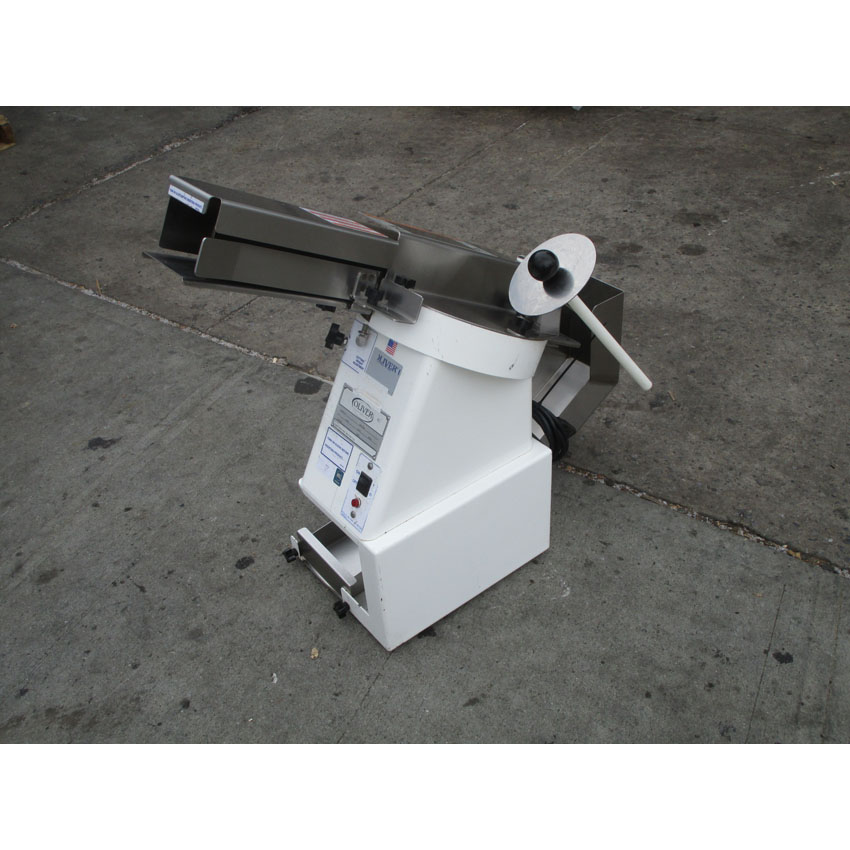 Oliver 702N Bagel Slicer, With Return Slide, Great Condition image 3