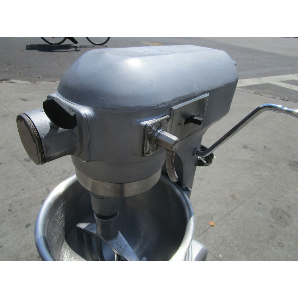 Hobart 20 Quart A200 Mixer, Very Good Condition image 3