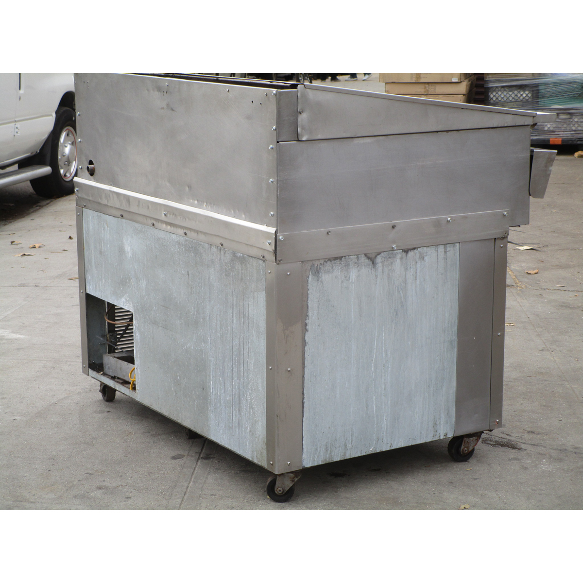 Keating 48LD36 Chromium Surface Griddle with Chef Base, Used Very Good Condition image 3