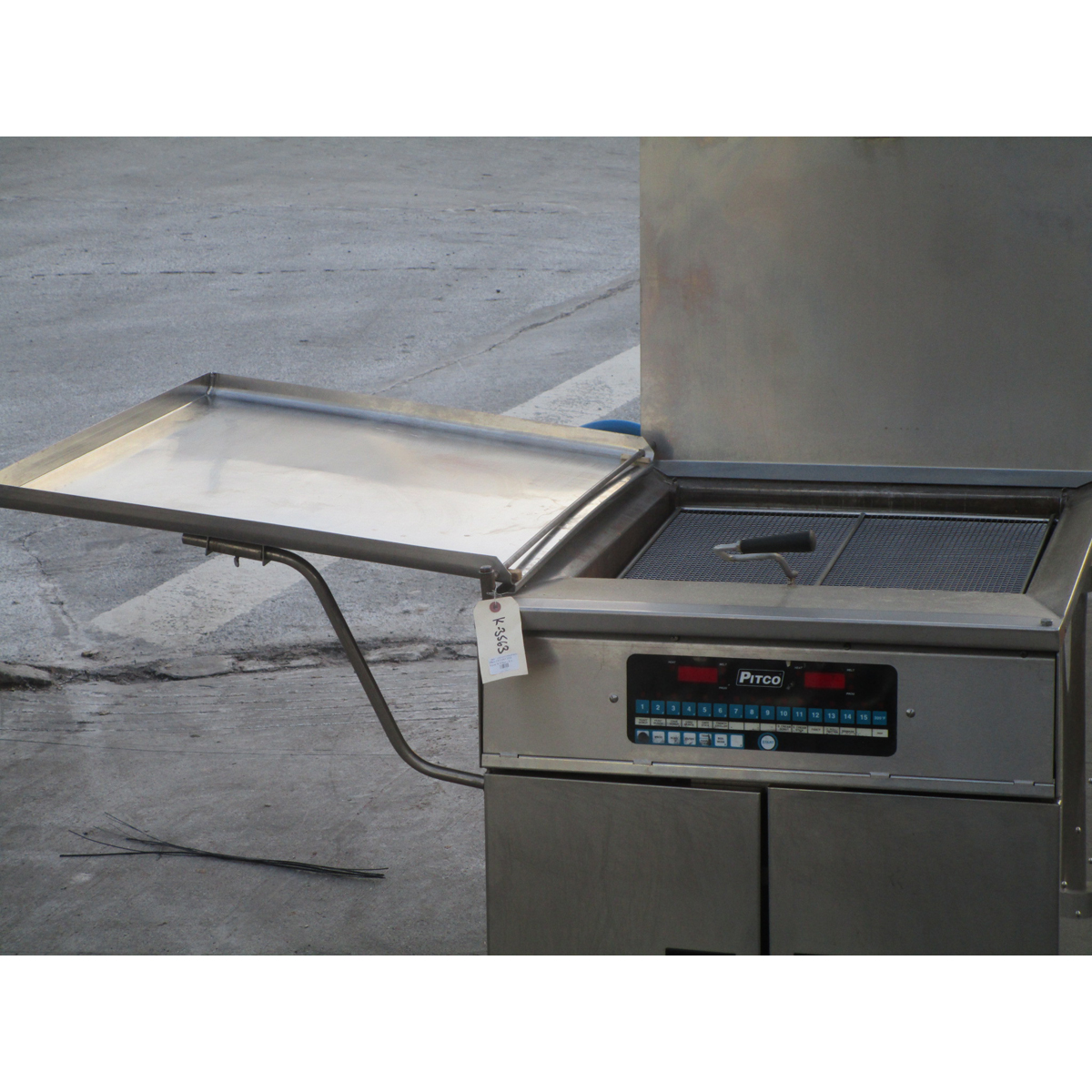 Pitco DD24RUFM Gas Donut Fryer with Filter, Very Good Condition image 3