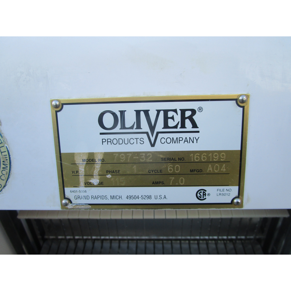 Oliver 797-32 5/8" Cut Bread Slicer With Bagger, Used Very Good Condition image 6