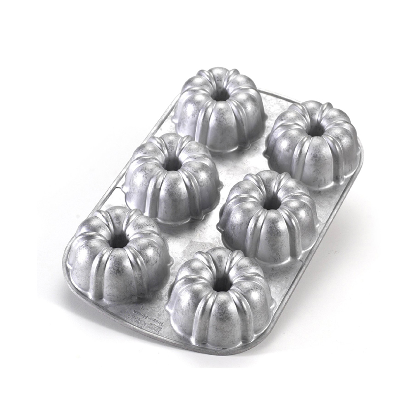 Mini Disposable Bundt Mold, 3-1/32 x 1-9/16 (50) – Surfas Online