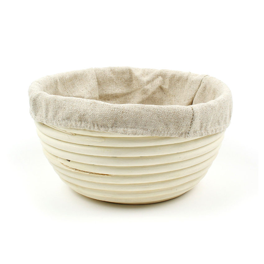 Vollum Brotform Round Proofing Basket with Linen, 7" Diameter x 3.5" High, .5 lb image 2