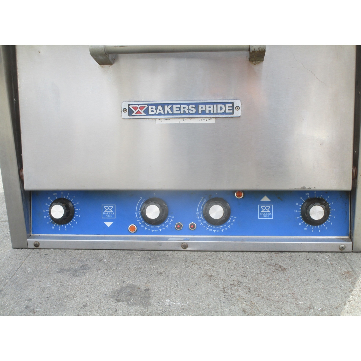 Bakers Pride P44 Electric Pizza / Pretzel Two Compartment Oven, Used Very Good Condition image 1