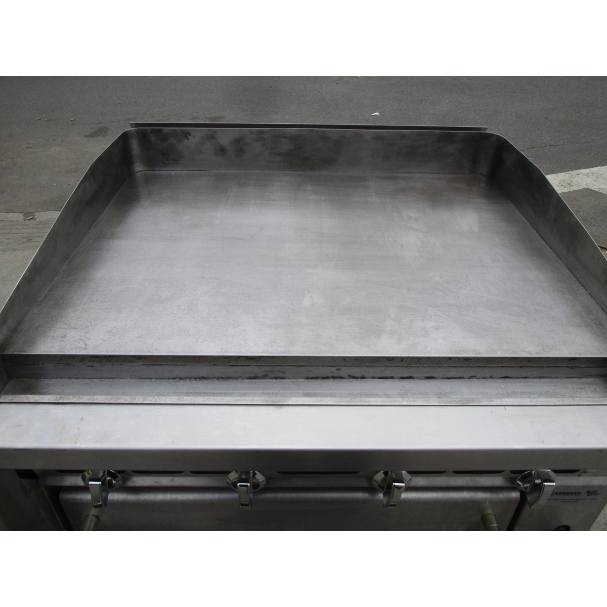 Montague 136-8 Legend 36" Griddle With Oven, Used Very Good Condition image 1