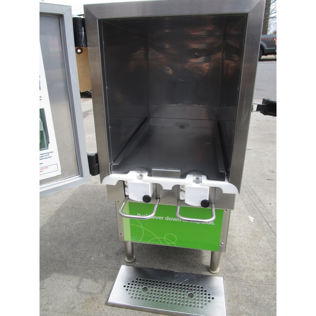 SureShot AC20 Refrigerated Milk/Cream Liquid Dispenser, Used Excellent Condition image 3