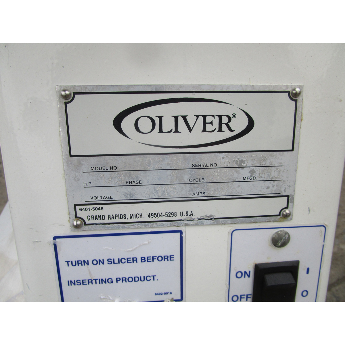 Oliver 702N Bagel Slicer with Return Slide, Used Great Condition image 3