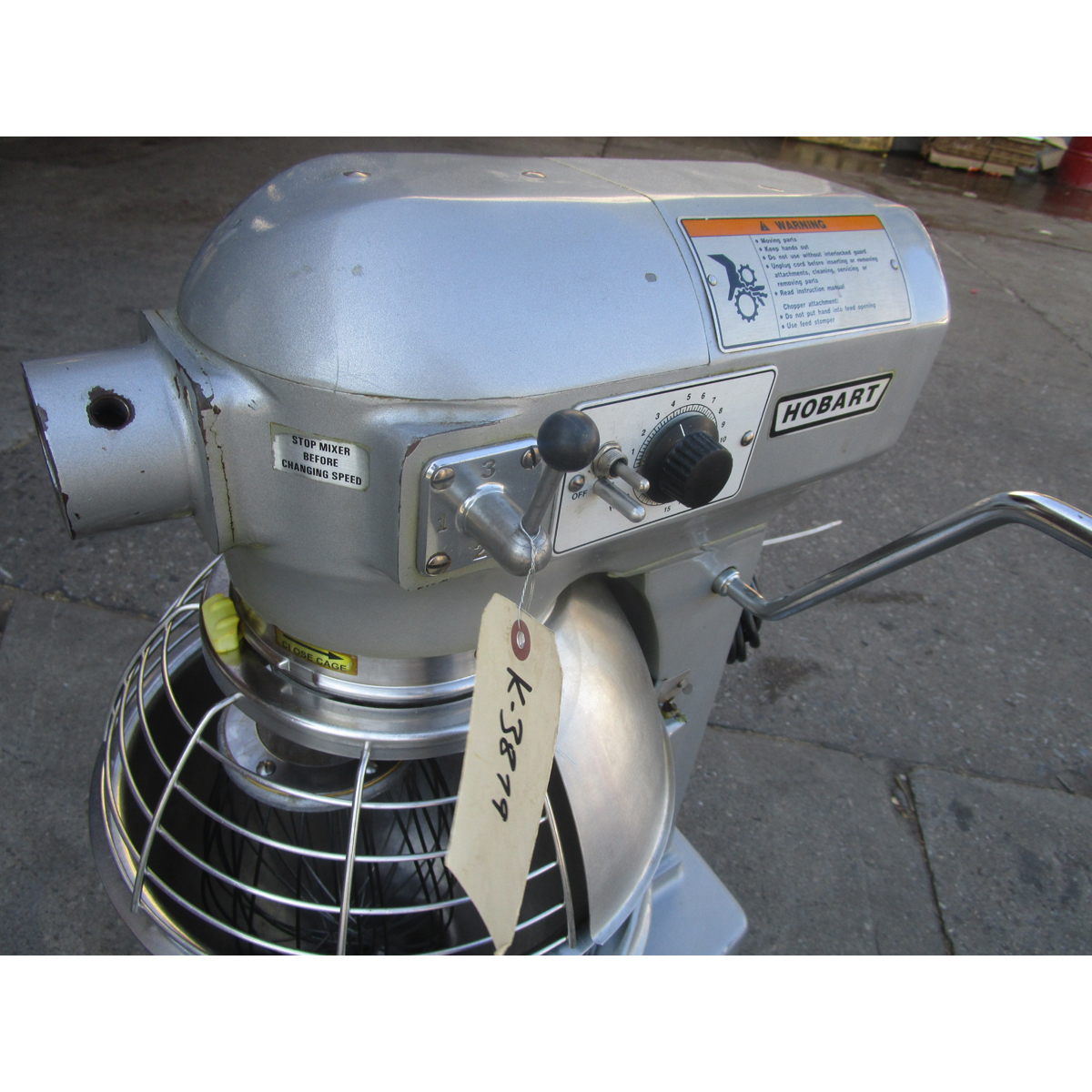 Hobart 20 Quart A200 Mixer With Bowl Guard, Used Great Condition image 3
