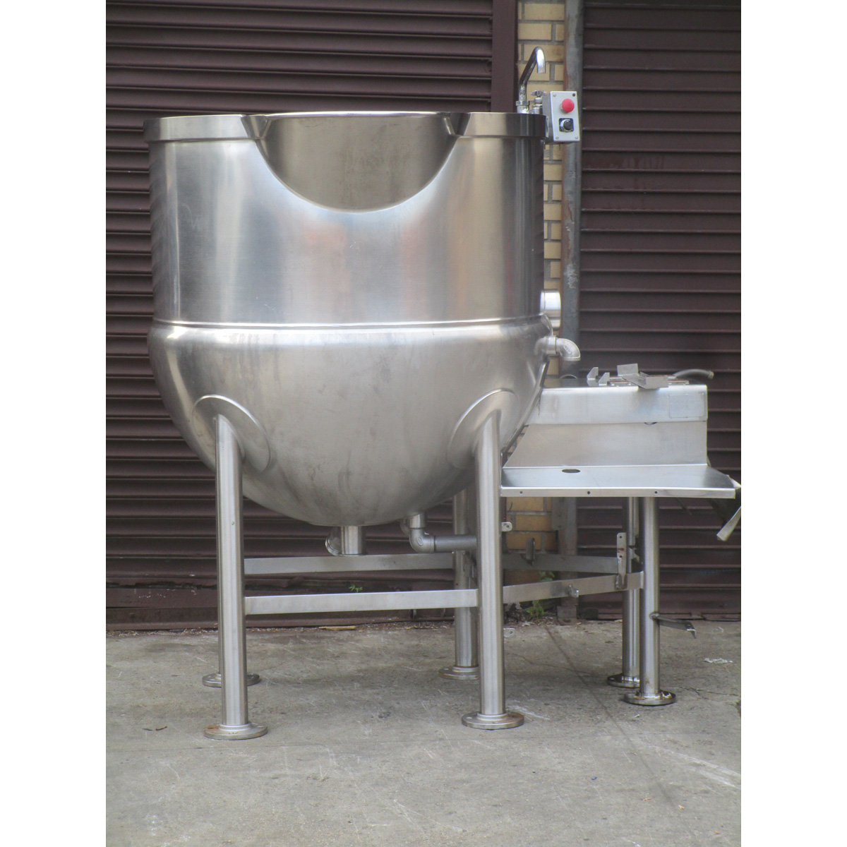 Cleveland HA-MKDL-200-CC 200 Gal Direct Steam Kettle, Body & Control Box, Sold As Is image 2