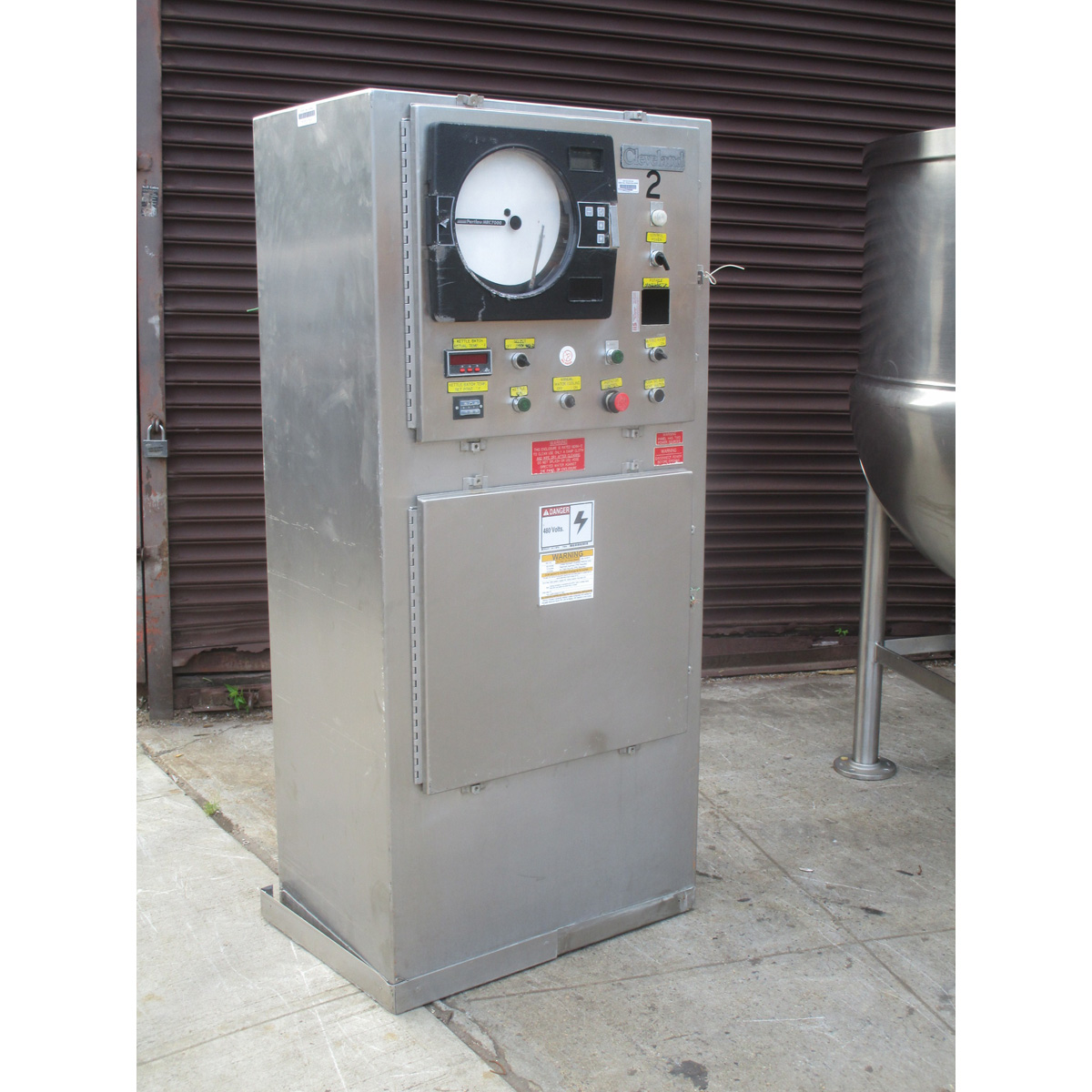 Cleveland HA-MKDL-200-CC 200 Gal Direct Steam Kettle, Body & Control Box, Sold As Is image 3