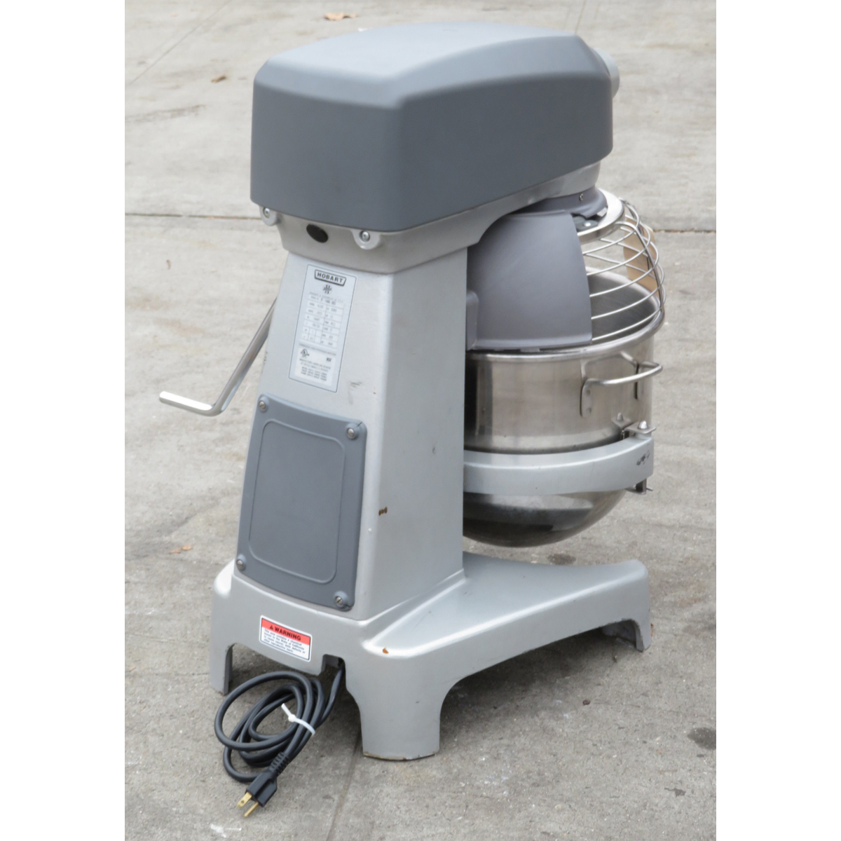 Hobart Legacy 20 Quart HL200 Mixer (Includes Beater & Whip), Used Great Condition image 1