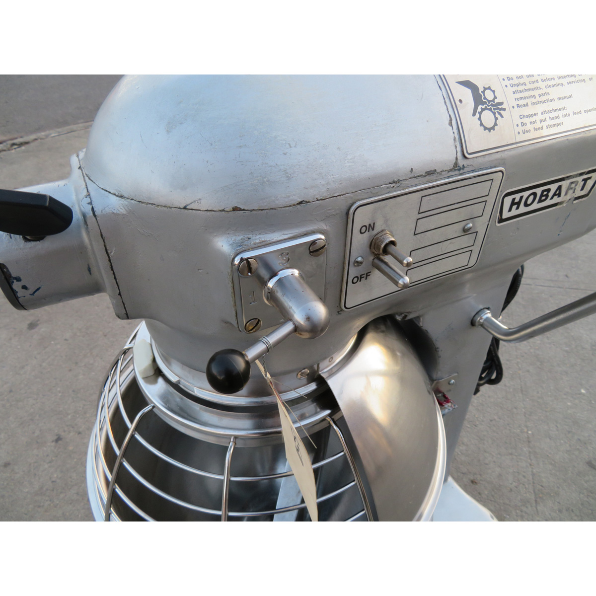 Hobart 20 Quart A200T Mixer with Bowl Guard, Used Great Condition image 2