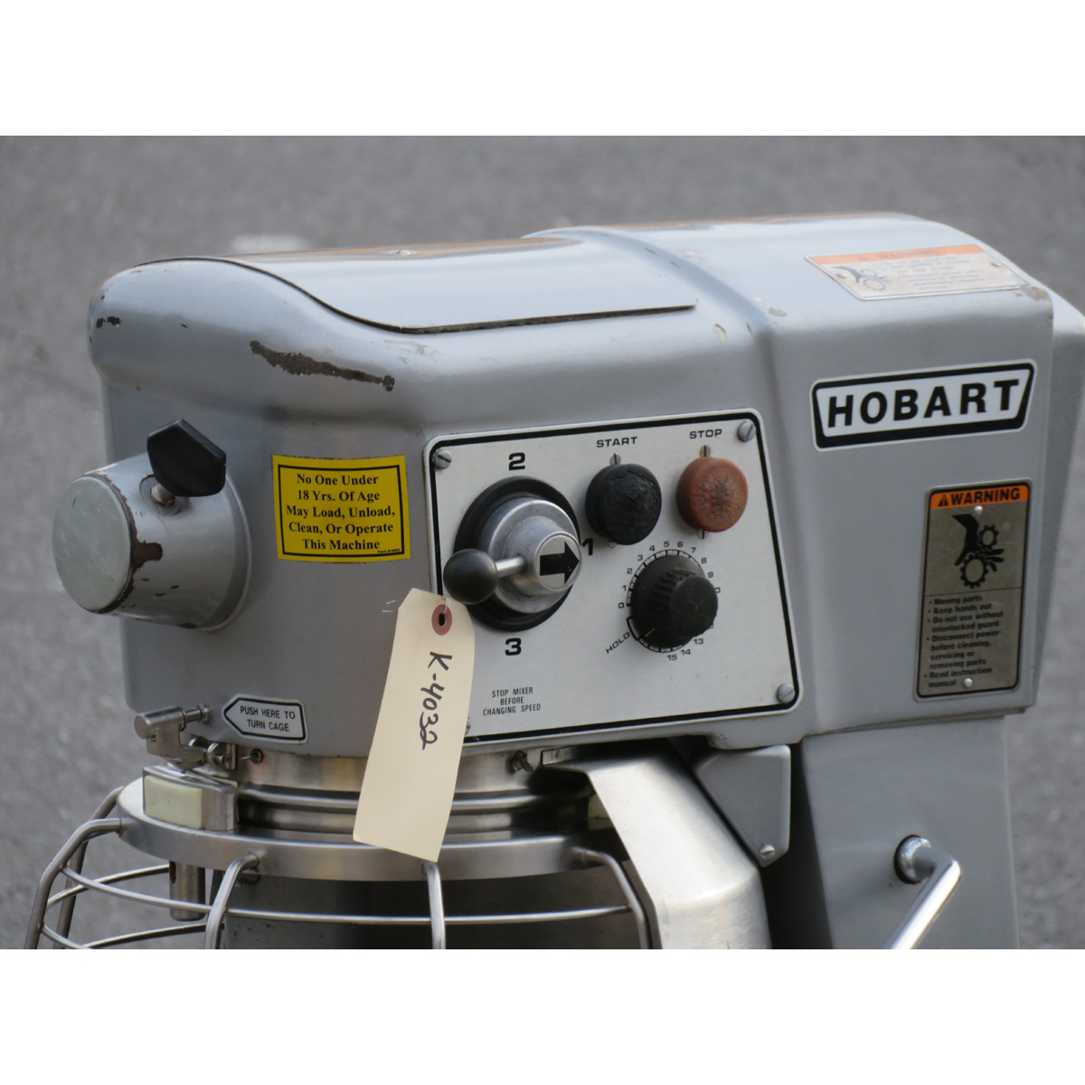 Hobart 30 Quart D300T Mixer 115V with Bowl Guard & Timer, Used Great Condition image 1