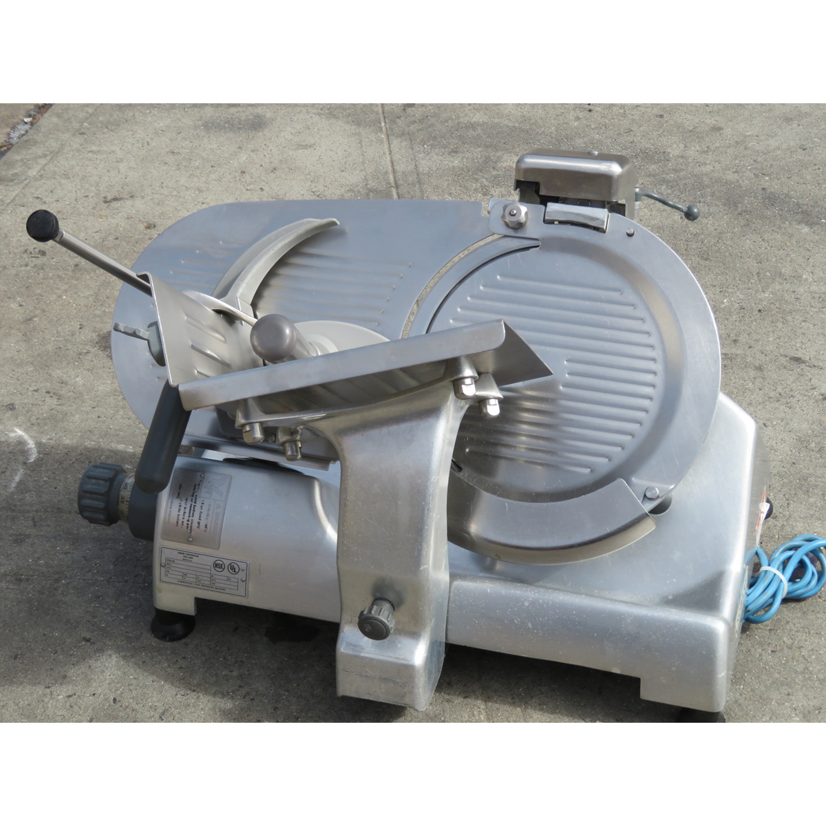 Hobart 2612 Meat Slicer, Used Great Condition image 1