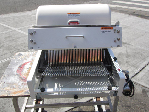 Berkel White Bread Slicer Model # MB 7/16 - Used Condition image 1