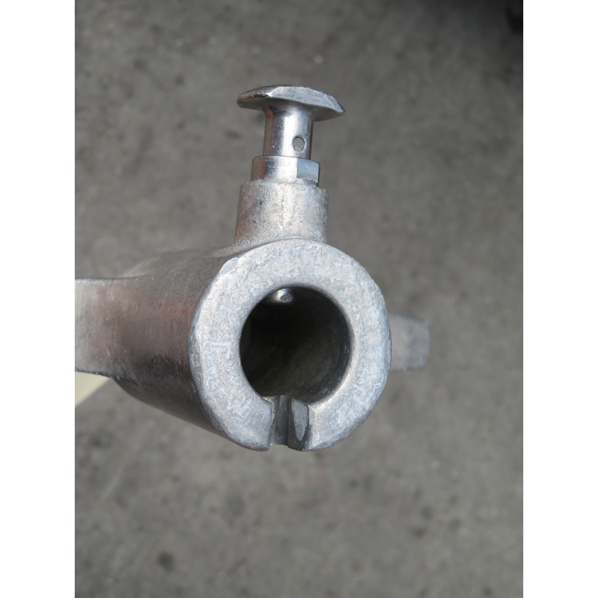 Hobart BBEATER-HL20 / 00-874790 Beater/Paddle for HL200 20 Quart Mixer, Used Great Condition image 1