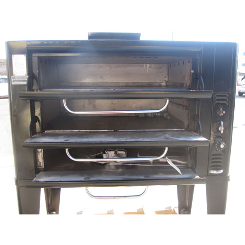 Blodgett Deck Baking & Roasting Pizza Oven Model 931 Used image 1