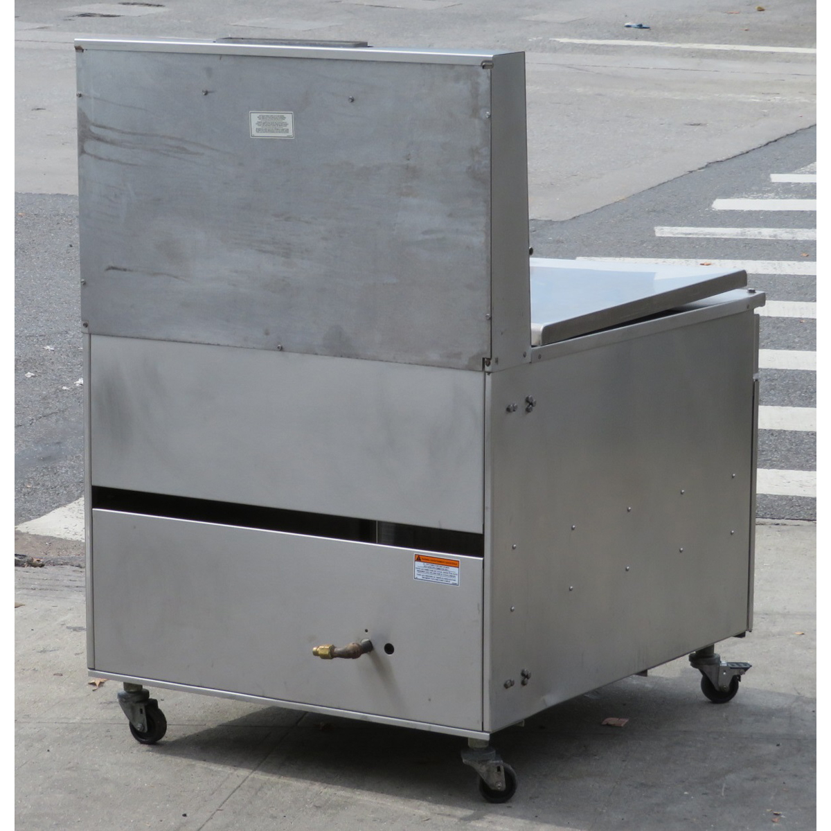 Pitco 34PS Natrual Gas Fryer, Used Very Good Condition image 4