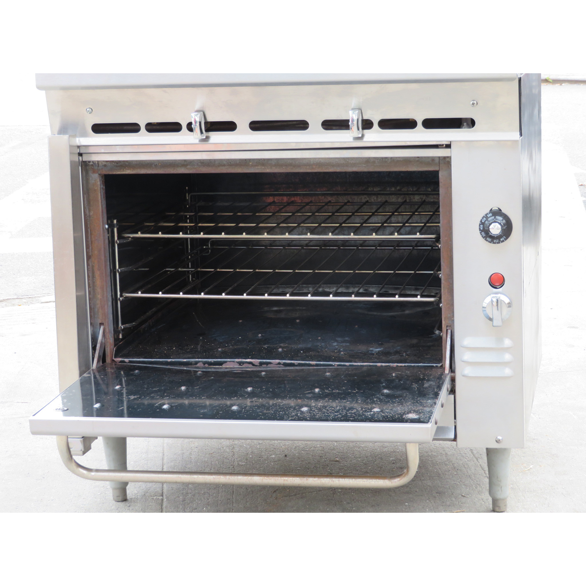 Montague 136W36 Legend Overfired Gas Broiler, Used Good Condition image 3