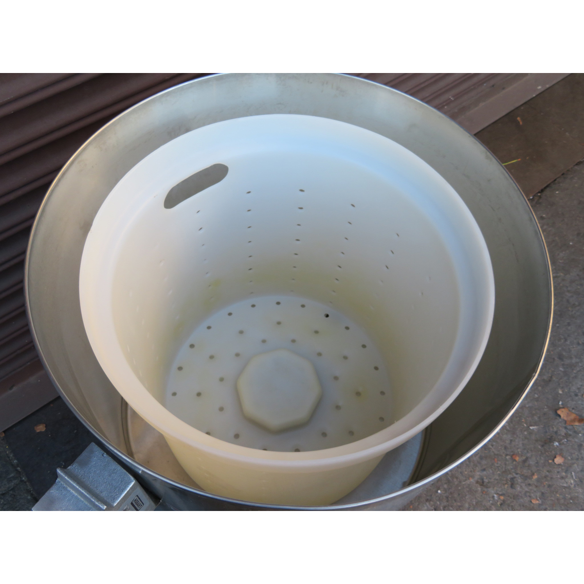 Hobart SDPS Salad Spinner / Dryer, Used Great Condition image 2