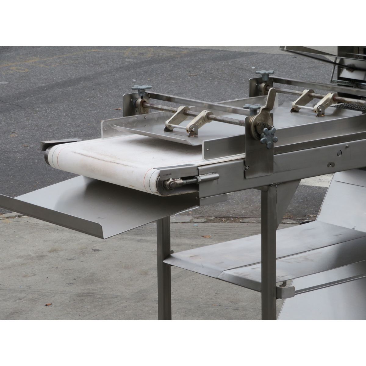 Acme 88-4 Dough Sheeter / Moulder, Used Great Condition image 2