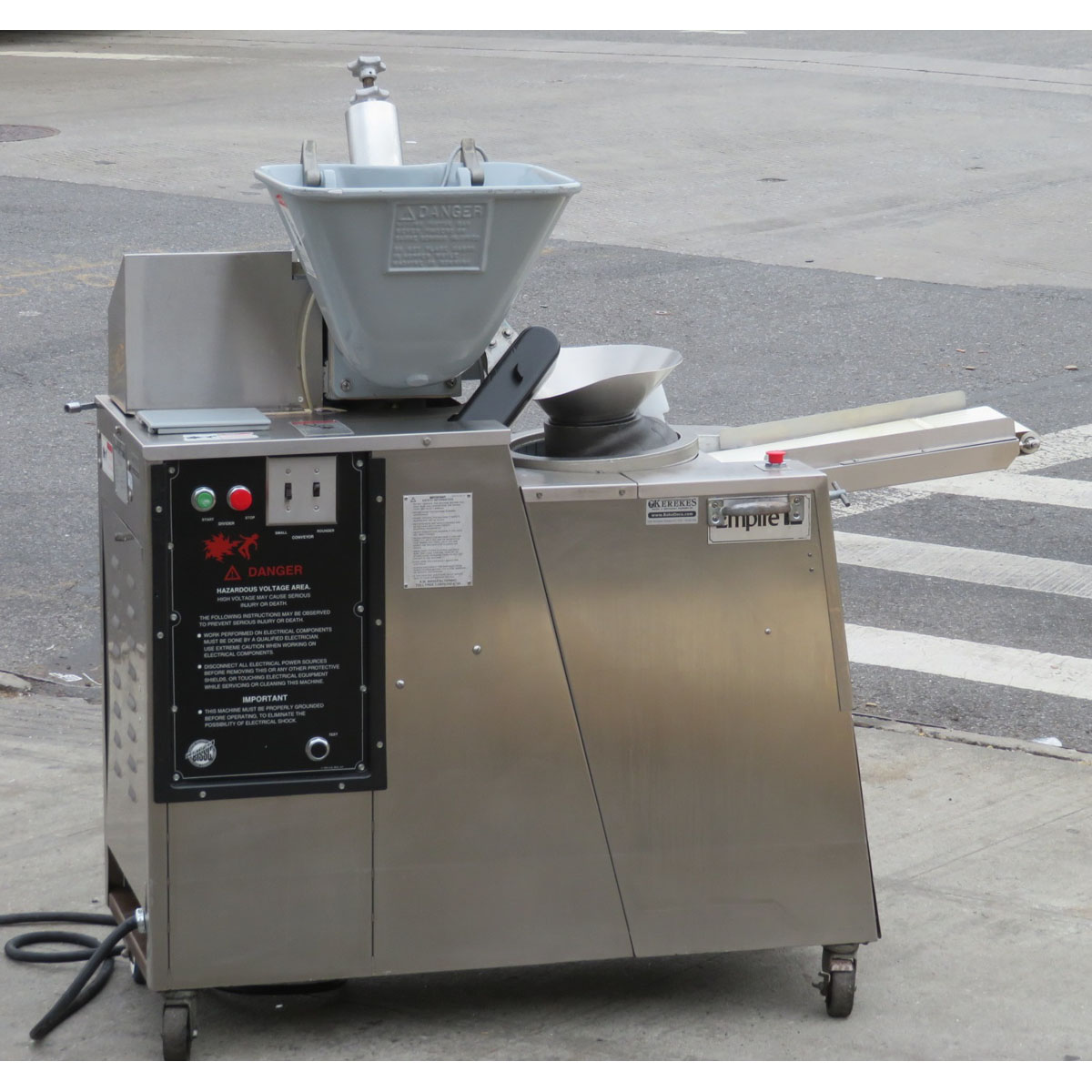 AM Manufacturing S300 Scale-O-Matic Dough Divider and Rounder, Used Great Condition image 1