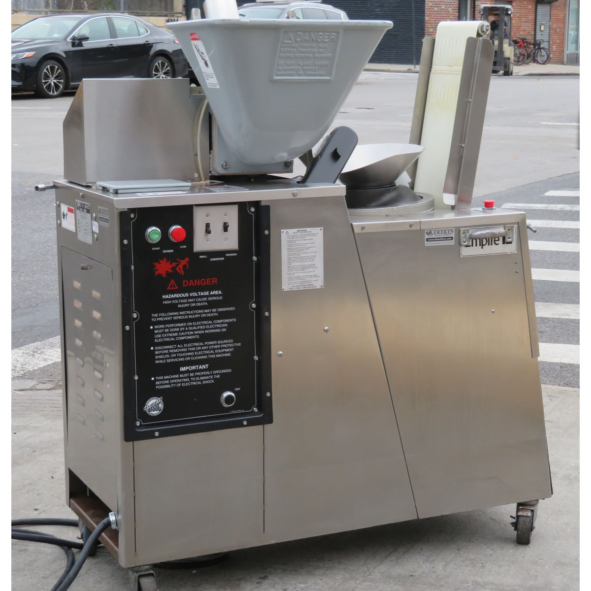 AM Manufacturing S300 Scale-O-Matic Dough Divider and Rounder, Used Great Condition image 7