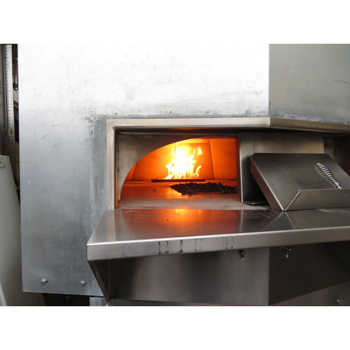 Woodstone WS-MS-6-RFG-IR-NG Pizza Oven, Used Very Good Condition image 12