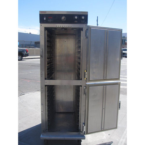 Crescor Roast-N-Hold Gentle Convection Oven Model # 151F18 Used Very Good image 3