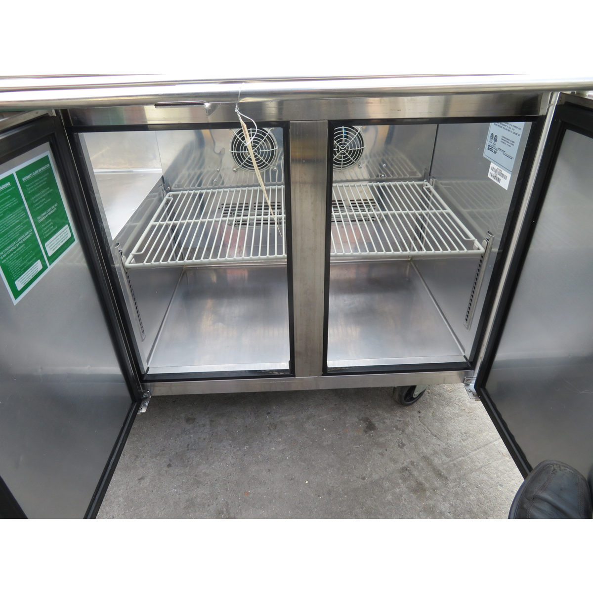 Turbo Air JBT-48 Salad Bar 48" w/Sneeze Guard, Used Great Condition image 3