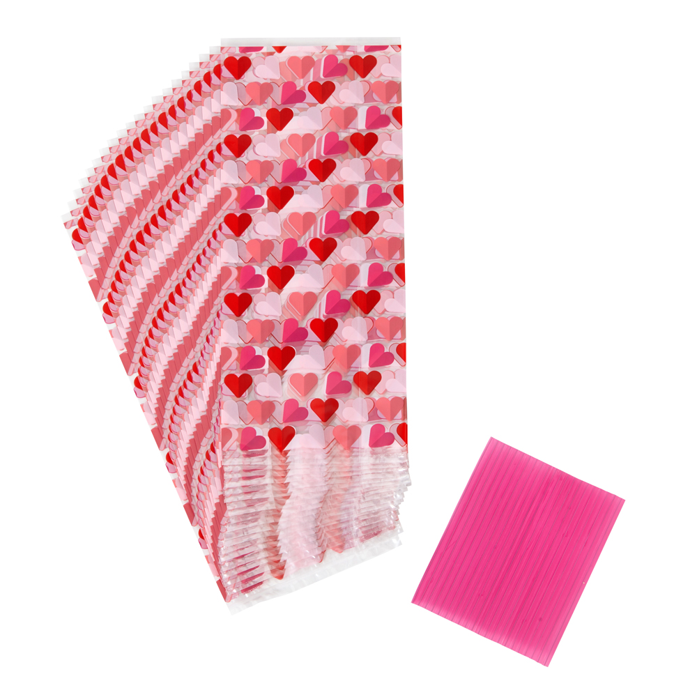 Wilton Standard Valentine Treat Bags, Pack of 20 image 1