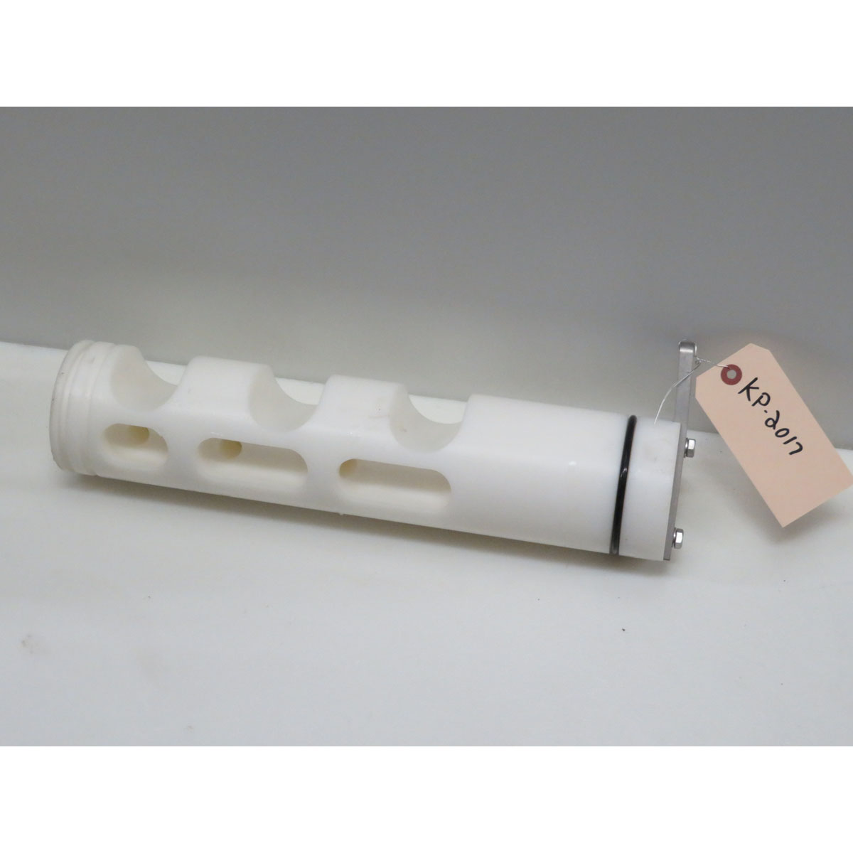 Hinds-Bock 09443-378 Valve Product 3 Port 2-3/4"C/L, Used Great Condition image 1
