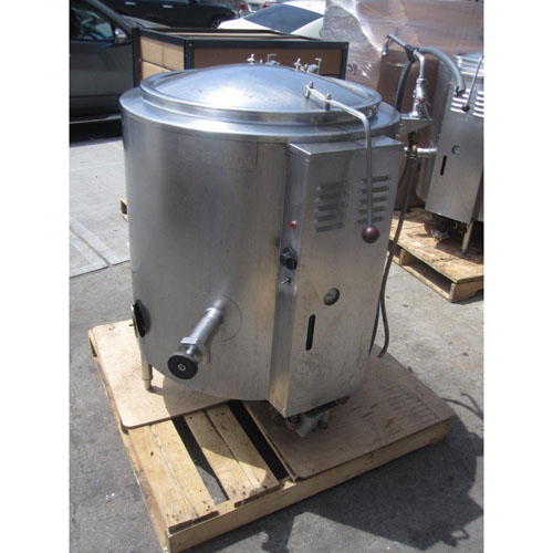 Groen Steam Jacketed Gas Floor Kettle Model # AH/1E-40 - Used Condition image 2