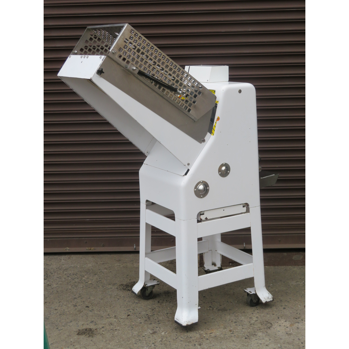 Oliver 797-32NC Bread Slicer, 1/2" Cut, New Blades, Used Excellent Condition image 1