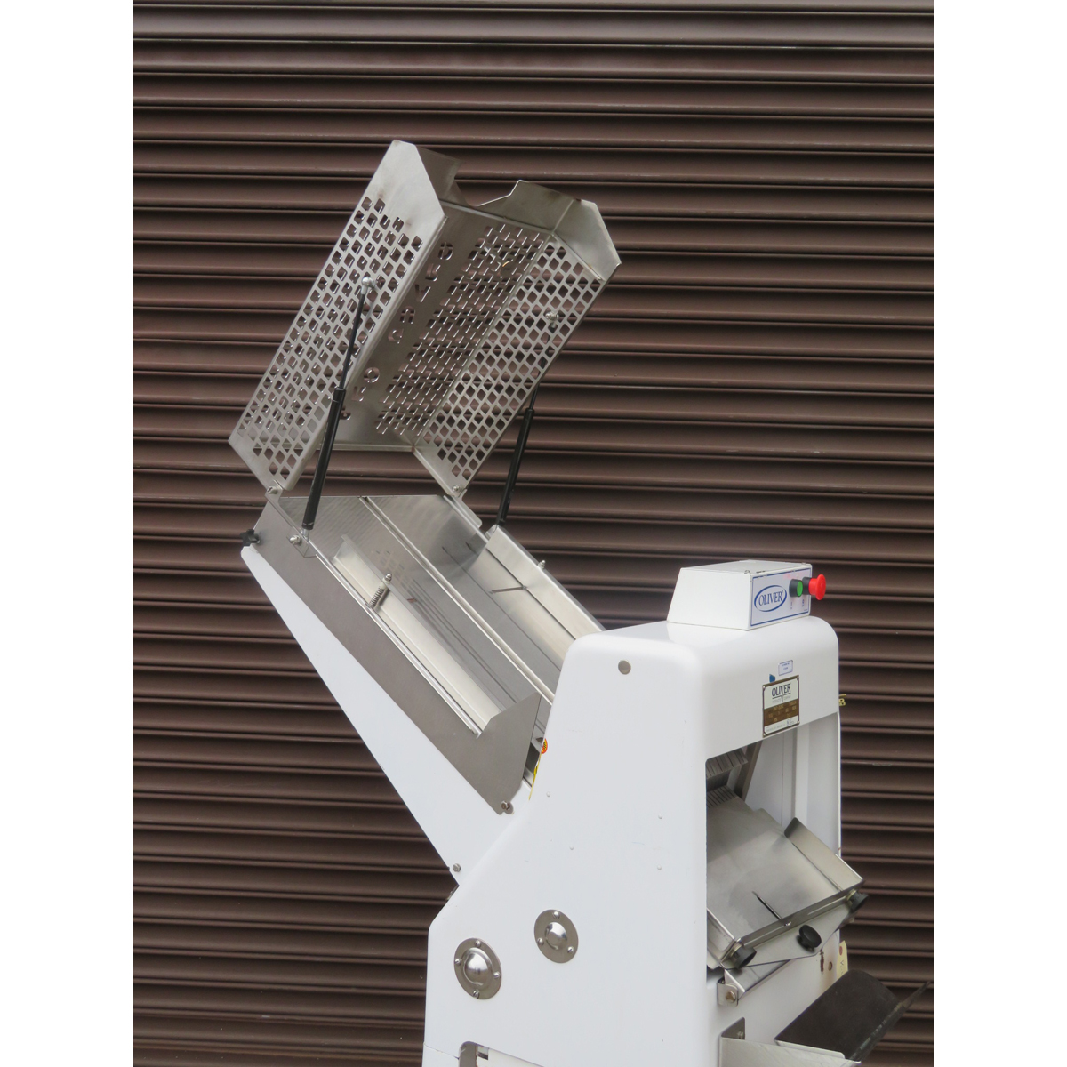 Oliver 797-32NC Bread Slicer, 1/2" Cut, New Blades, Used Excellent Condition image 2