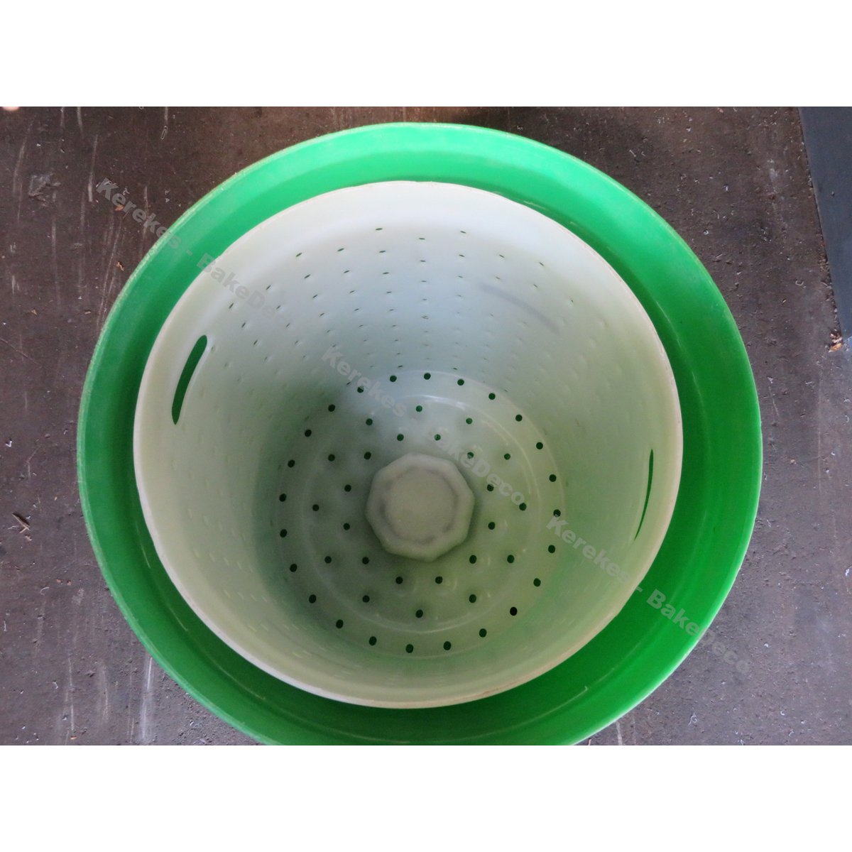 Electrolux VP3 Salad Spinner, Used Great Condition image 2